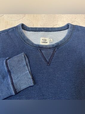 Flint and Tinder Men's Indigo Crew Sweatshirt